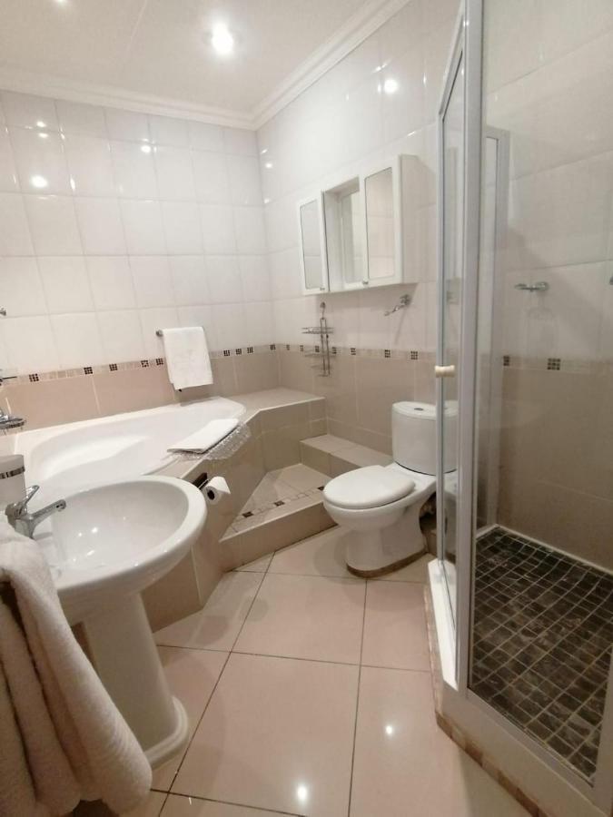 פרטוריה Palm View Guest House מראה חיצוני תמונה